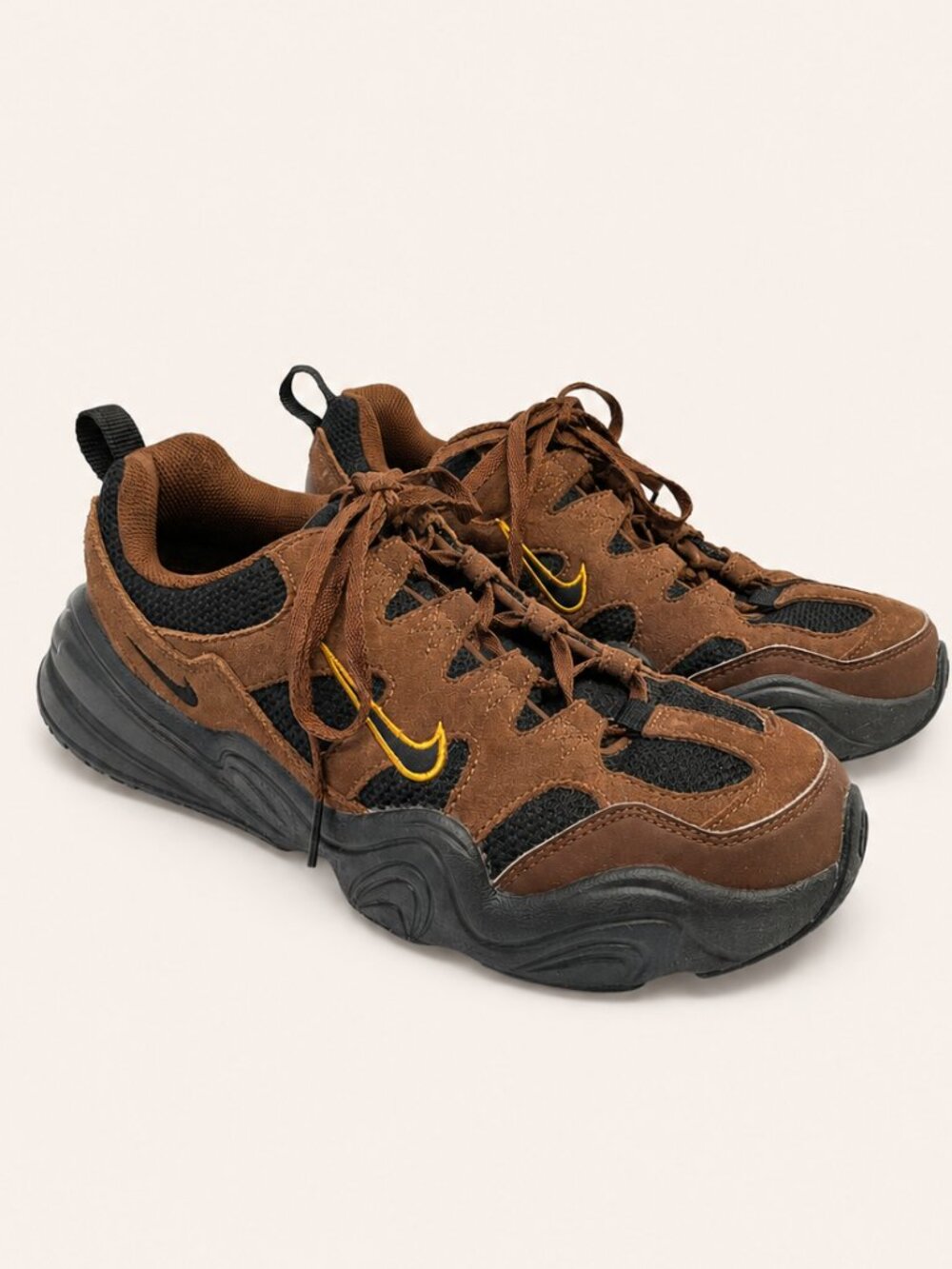 Nike Tech Hera Sneakers Men’s 7.5 Cacao Wow Brown Black Chunky Shoes EUC